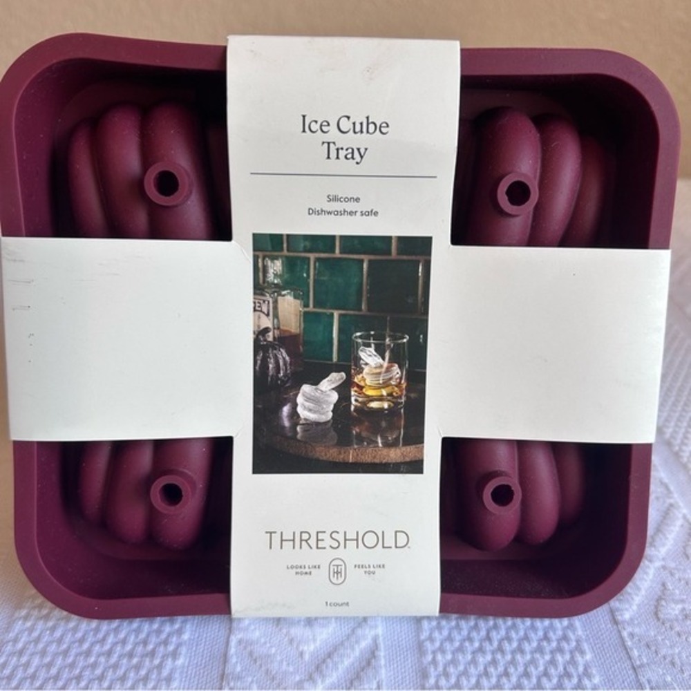 NWT Threshold Lot of Two Halloween Silicone Ice Mold Trays - Picture 5 of 7